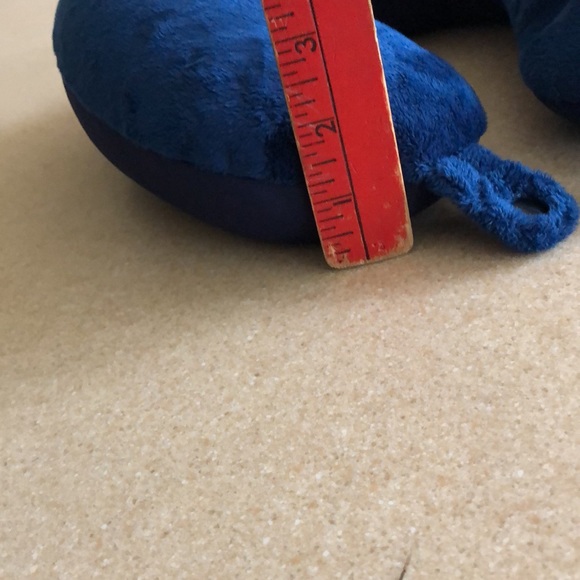 Brookstone Soft Microbead Travel Pillow Neck Lumbar  navy blue - Picture 9 of 14